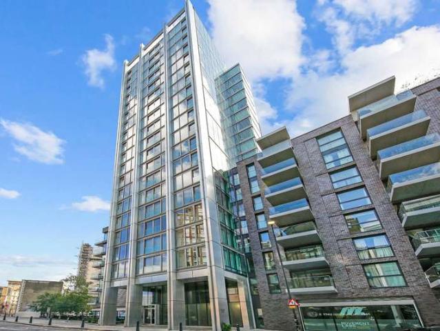 Flat for sale in St. George in the East, Whitechapel