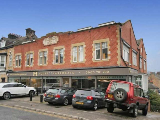 Flat for sale in Low Harrogate, Harrogate