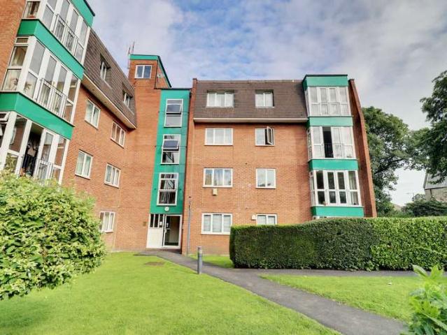 Flat for sale in Victoria Park, Manchester