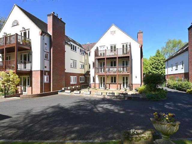 Apartment for sale in Harborne, West Midlands