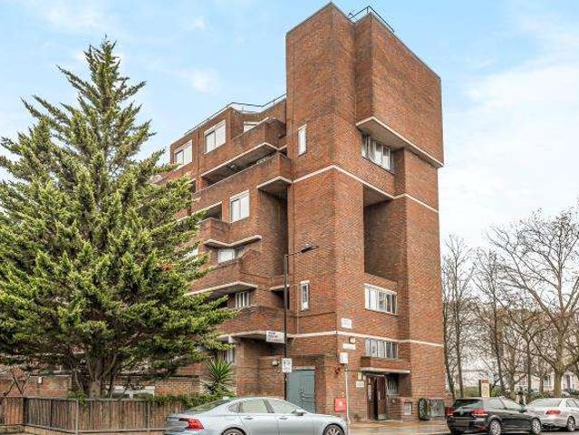 Flat for sale in Kensal Town, Bayswater