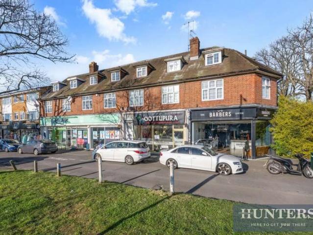 Flat for sale in West Ewell, Ewell