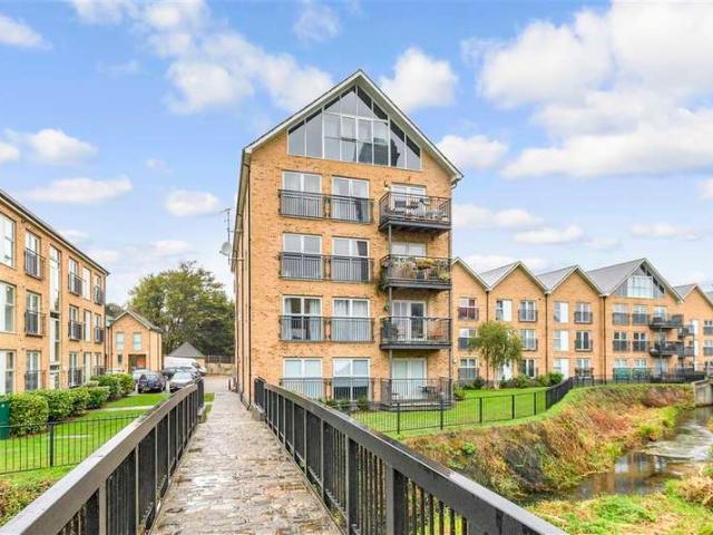 Flat for sale in Horton Kirby and South Darenth, The Butts