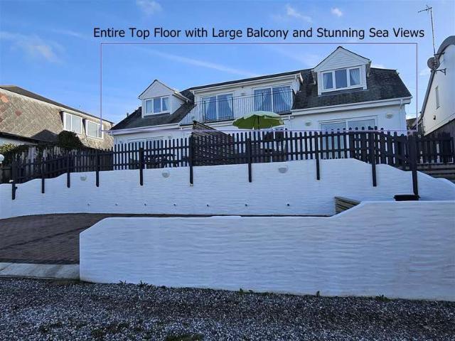 Flat for sale in Penwartha Coombe, Cornwall