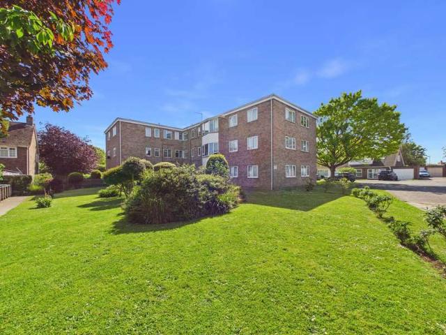 Flat for sale in Kingston Buci, Fishersgate