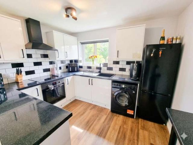 Flat for sale in Rowner, Middlecroft