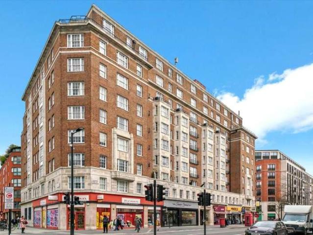 Flat for sale in Paddington, Greater London