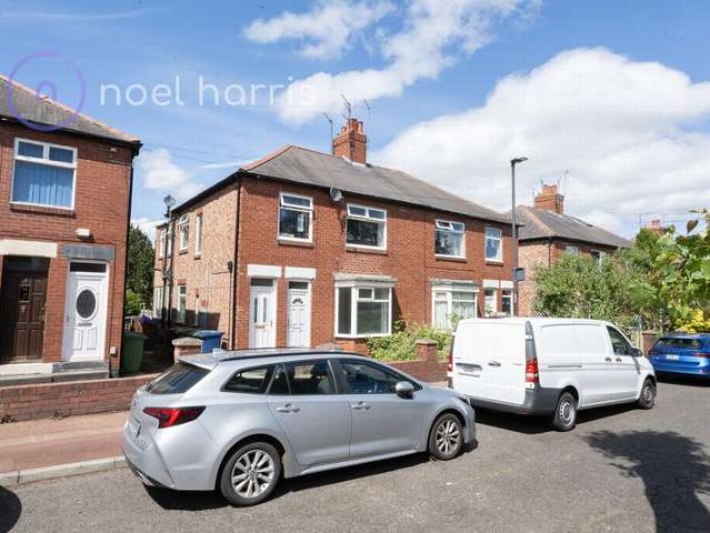 Flat for sale in Heaton, Tyne And Wear