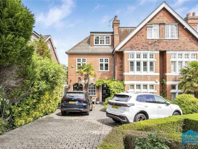 Flat for sale in Hadley Wood, Isle Of Man