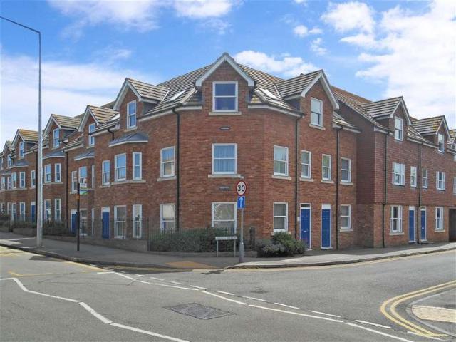 Flat for sale in Westgate-on-Sea, Acol
