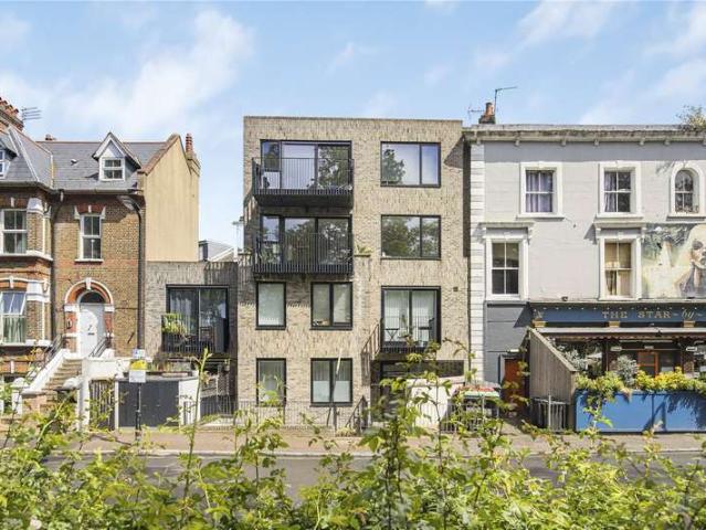 Flat for sale in Clapton, Lower Clapton