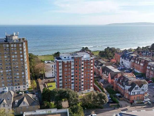 Flat for sale in West Cliff, Bournemouth