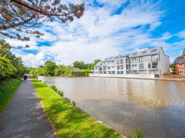 Flat for sale in Bude, Cornwall