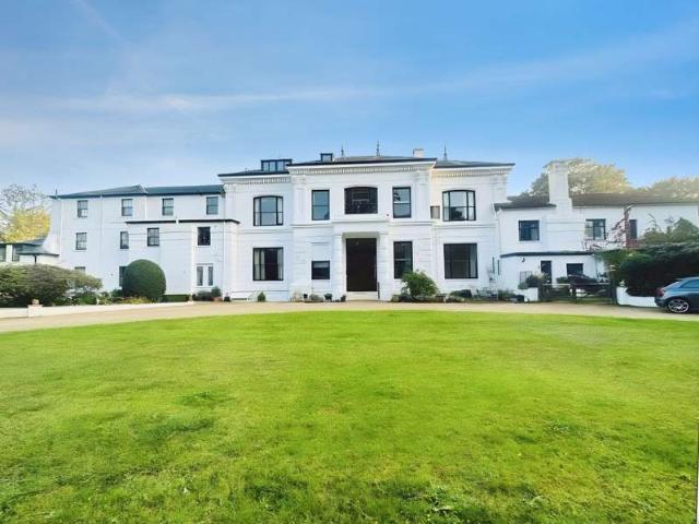 Flat for rent in Little Sandhurst