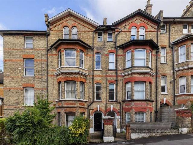 Flat for sale in Greater London
