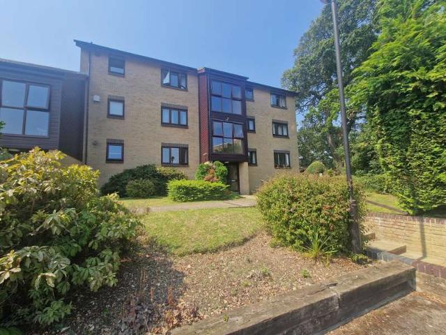 Flat for rent in Helford, Hampshire