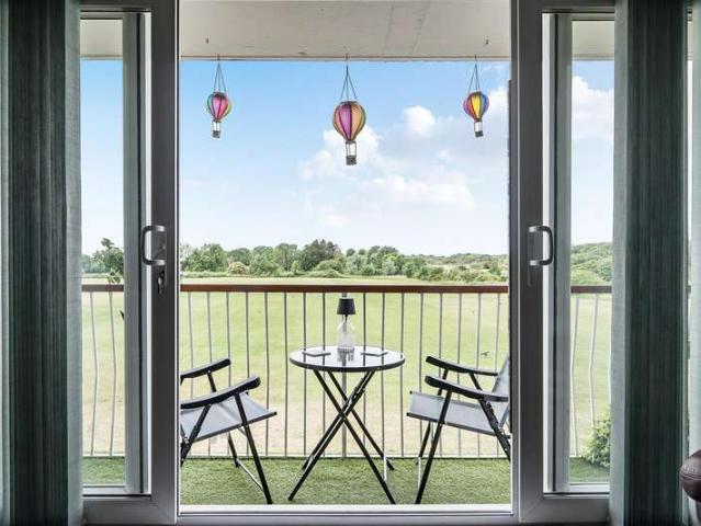 Flat for sale in Privett, Middlecroft