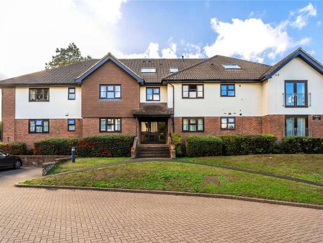 Flat for sale in St John's, Sevenoaks