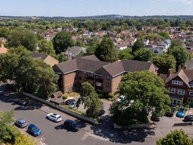Flat for sale in Sunnymead, The Slade