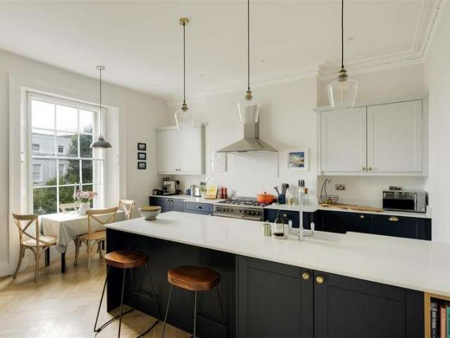 Flat for sale in Clifton Village, Feckenham