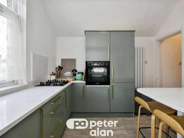 Flat for sale in Rhymney, Wales