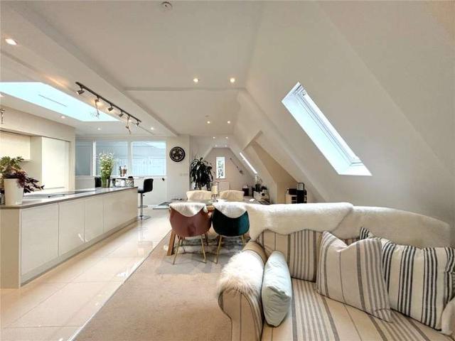 Flat for sale in Dorchester, Dorset