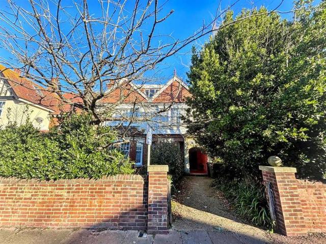 Flat for sale in Upperton, Eastbourne