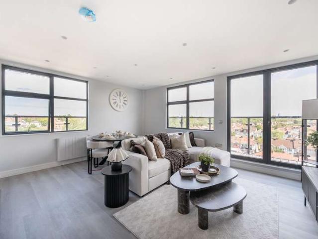Flat for sale in Greater London
