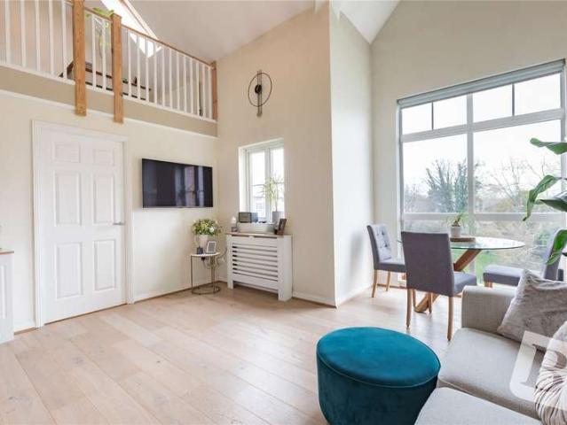 Flat for sale in Ardleigh Green, Greater London