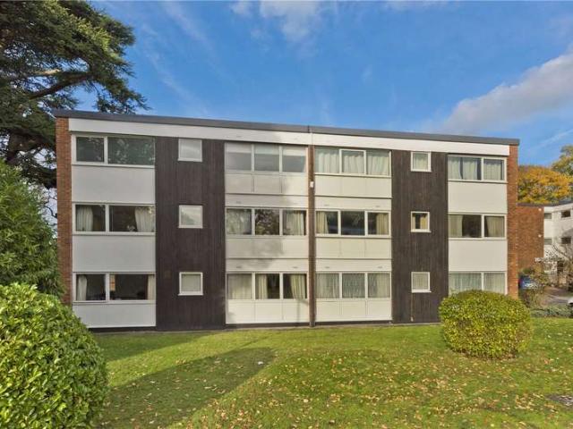 Flat for sale in Blackhills, Surrey