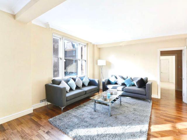 Flat for rent in Mayfair, St. James's