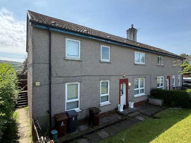 Flat for sale in Gourock, Scotland