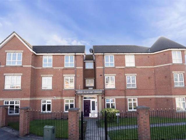 Flat for sale in Preston, North Shields