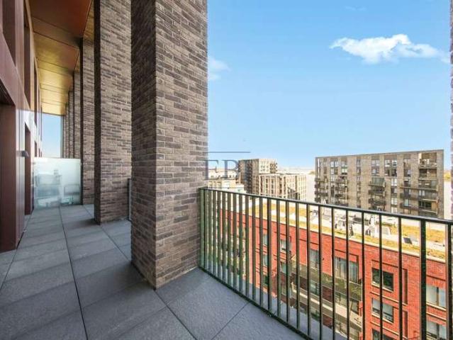 Flat for sale in Reach, Greater London