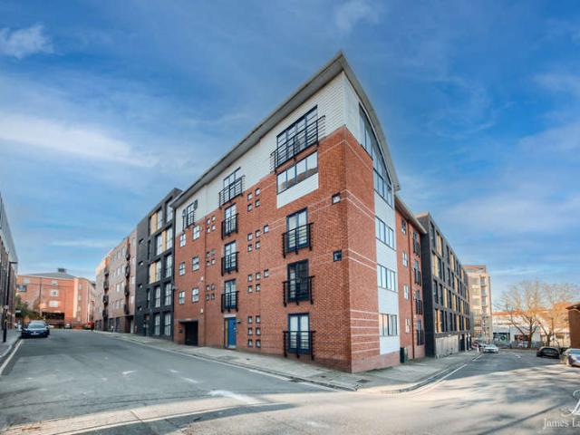 Flat for sale in Ladywood, West Midlands