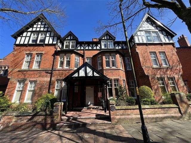 Flat for sale in Stanwix