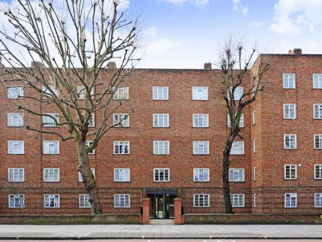 Flat for sale in Maida Vale, Maida Vale