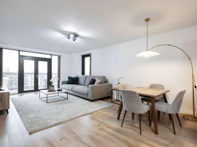Flat for sale in Dalston, De Beauvoir Town