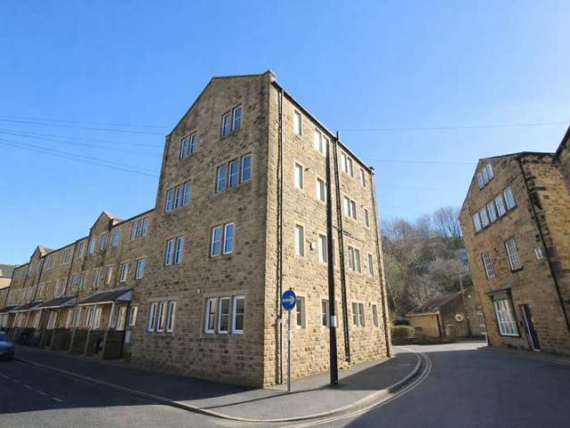 Flat for sale in Salford, Todmorden