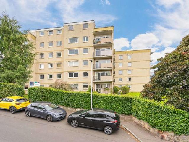 Flat for sale in Willowbrae, Scotland