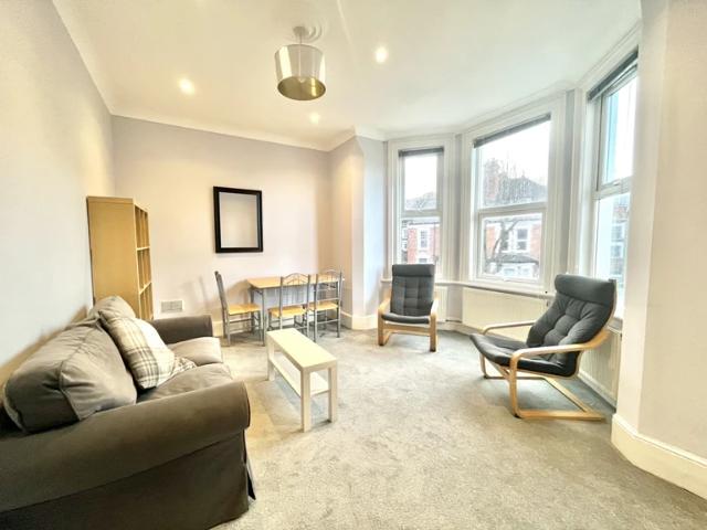 Apartment for rent in Cricklewood, Greater London