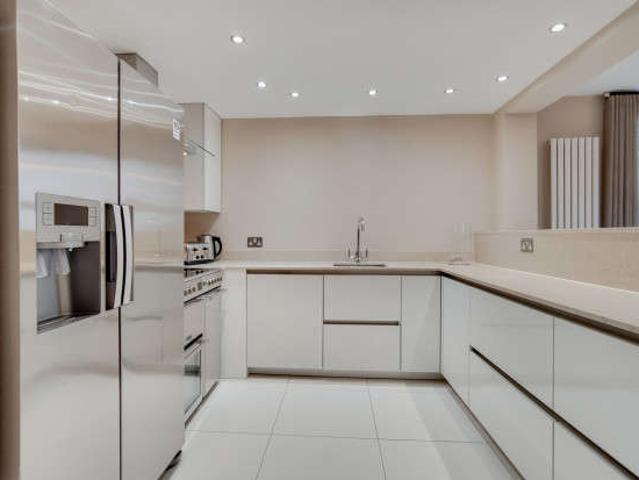 Flat for rent in Belsize Park, Greater London