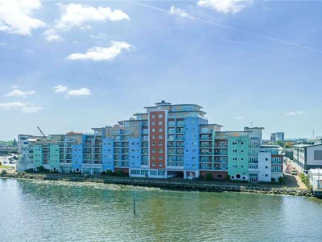 Flat for sale in Sterte, Poole