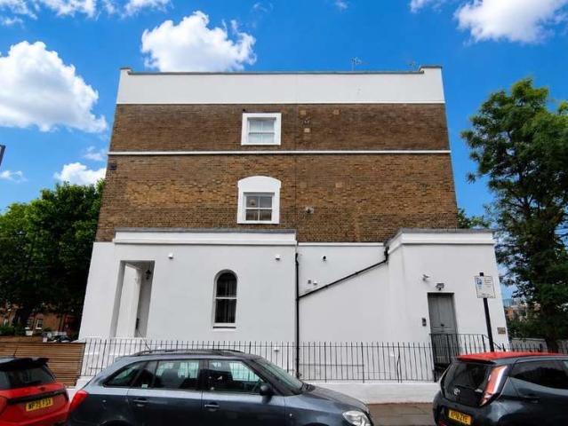 Flat for sale in Kensal Town, Maida Vale