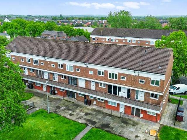 Flat for sale in Huyton, Knowsley