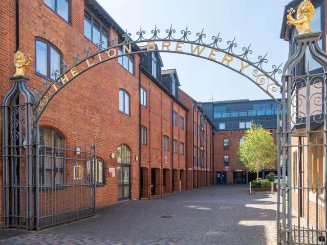 Flat for sale in St Thomas', The Slade