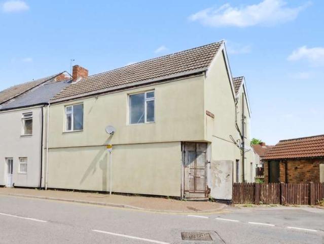 Flat for sale in Stanton Hill, East Midlands