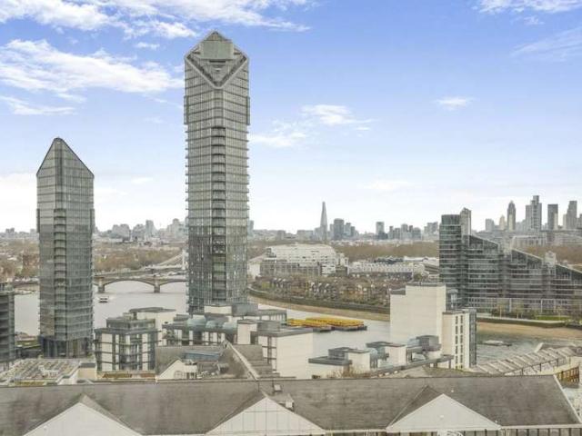 Flat for sale in Greater London