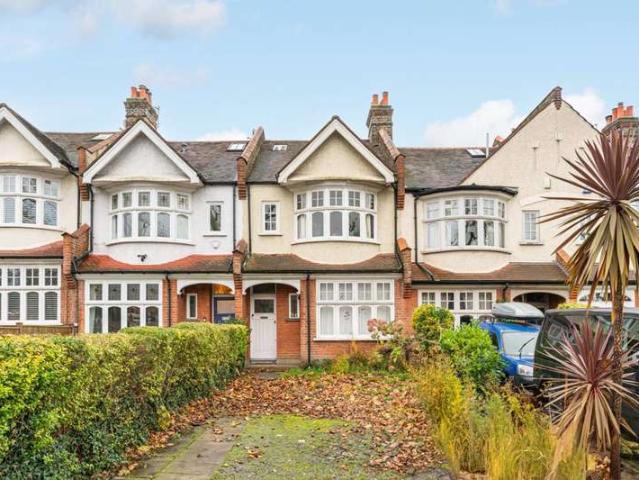 Terraced House for sale in East Dulwich, East Dulwich