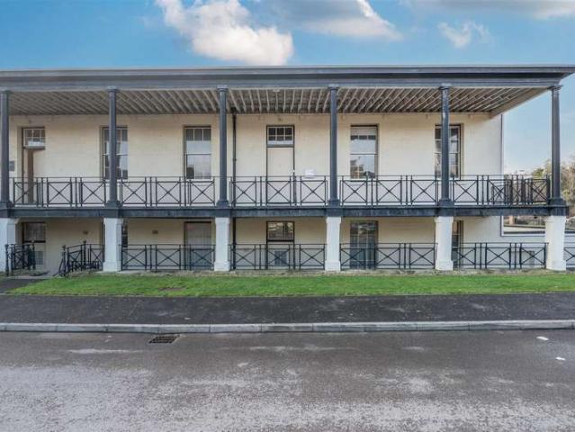 Flat for sale in Priddy's Hard, Middlecroft